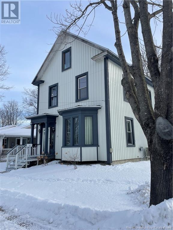 15 Veazey Street, St. Stephen, New Brunswick  E3L 2R8 - Photo 11 - NB113026