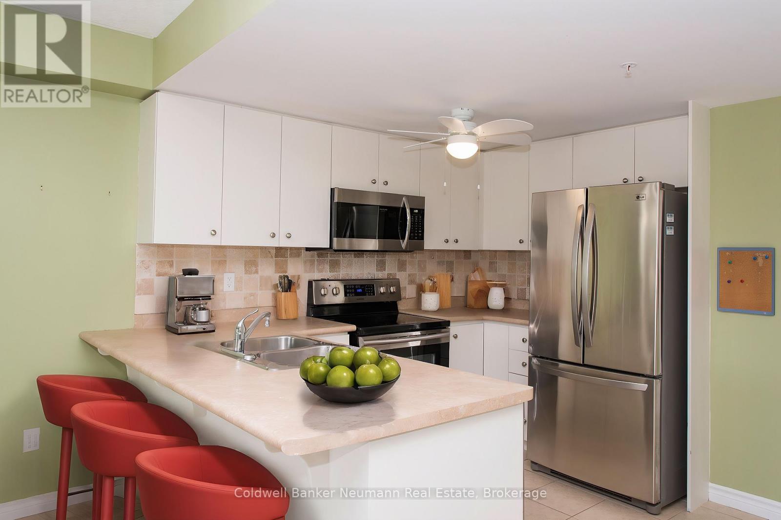 210 - 41 Goodwin Drive, Guelph, Ontario  N1L 0E7 - Photo 5 - X12033713