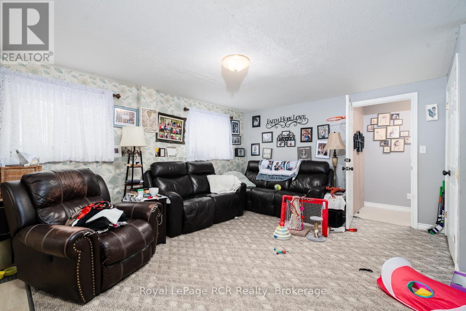 625 Wallace Avenue S, North Perth, Ontario  N4W 1Y7 - Photo 20 - X12033723