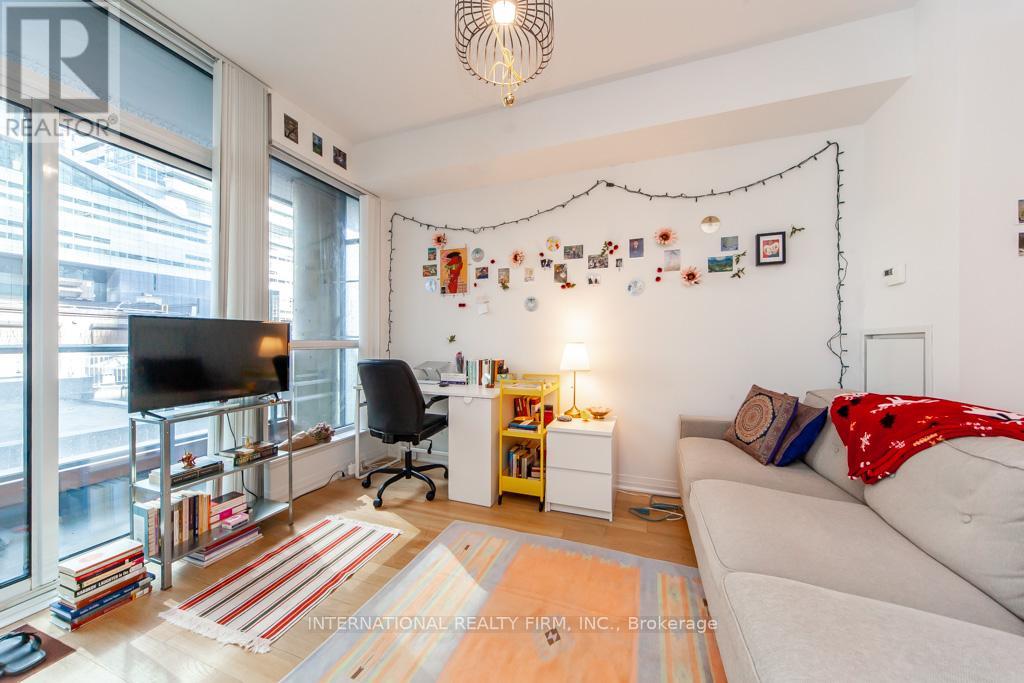 318 - 8 Mercer Street, Toronto, Ontario  M5V 0C4 - Photo 12 - C12033765