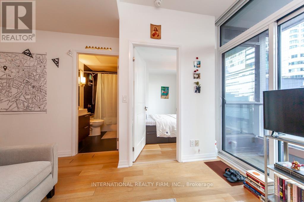 318 - 8 Mercer Street, Toronto, Ontario  M5V 0C4 - Photo 14 - C12033765