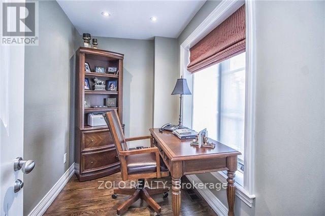 304 Ridley Boulevard, Toronto, Ontario  M3H 1K9 - Photo 7 - C12033795