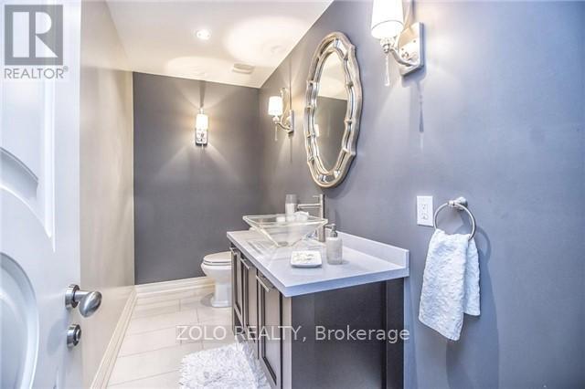 304 Ridley Boulevard, Toronto, Ontario  M3H 1K9 - Photo 8 - C12033795