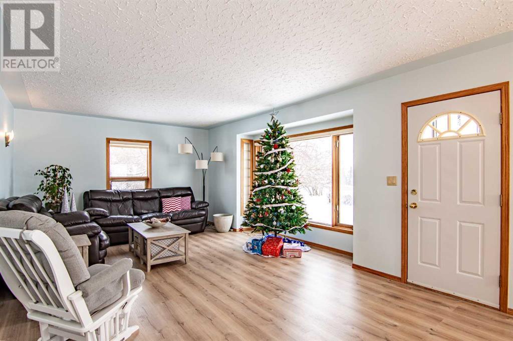 39504 Highway 815, Rural Lacombe County, Alberta  T4L 2N4 - Photo 13 - A2182229