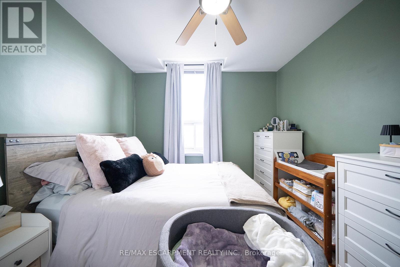 142 Grand River Street N, Brant, Ontario  N3L 2M5 - Photo 19 - X12033778