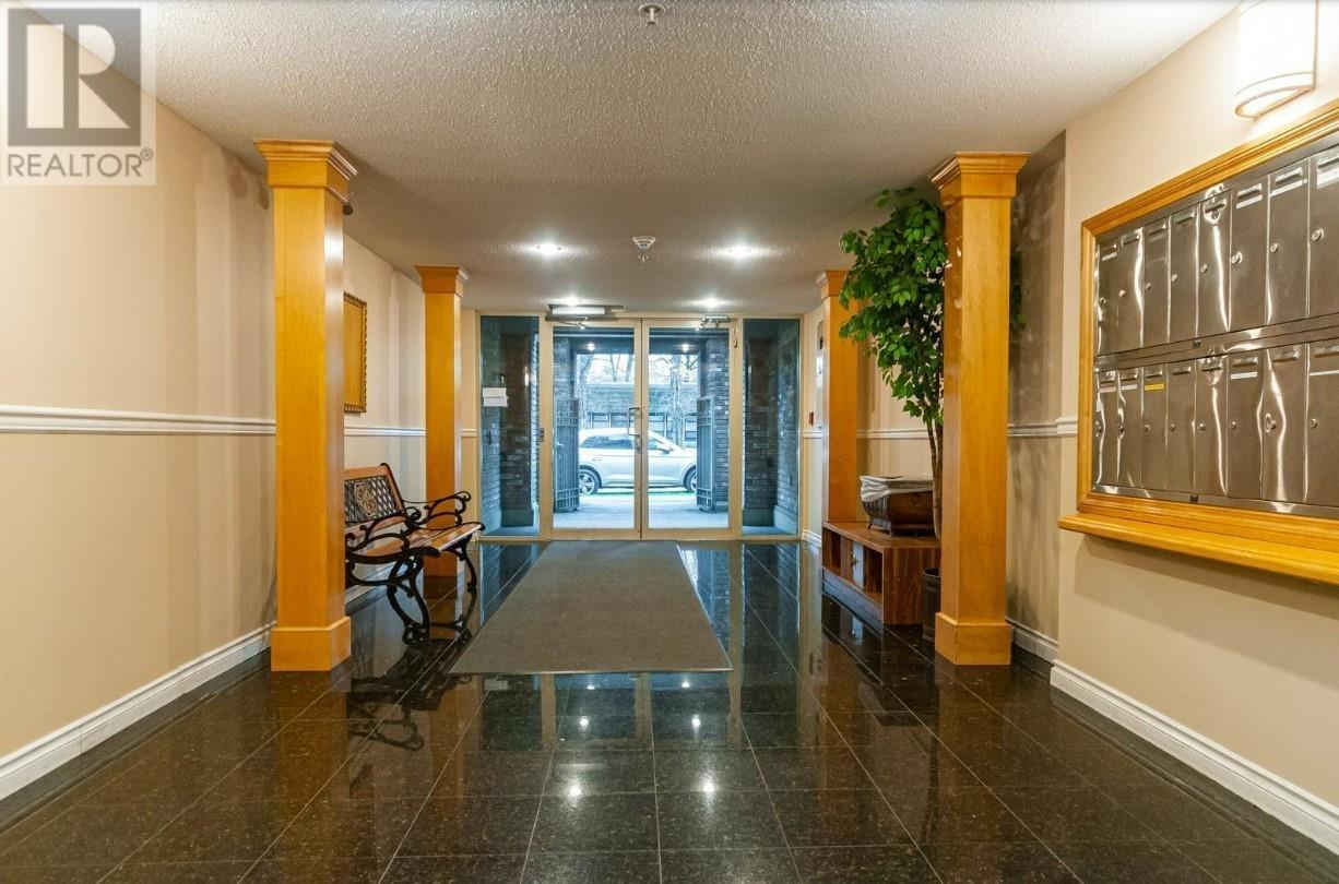 208 5650 Oak Street, Vancouver, British Columbia  V6M 2V6 - Photo 2 - R2980613