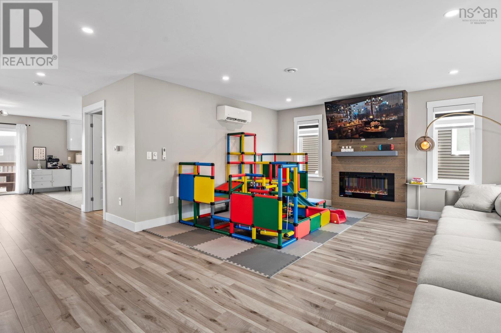 Property at 144 Higgins Avenue image 1