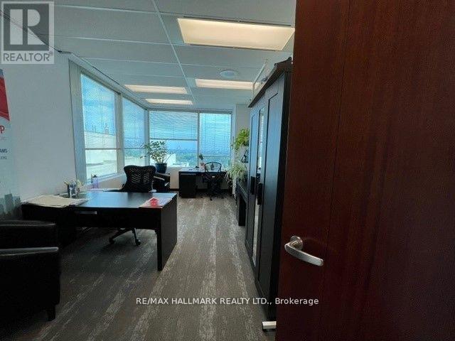1510 - 5001 Yonge Street, Toronto (Willowdale East), Ontario  M2N 6P6 - Photo 8 - C12033902