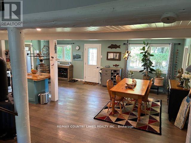 Property at 2481 LAKESHORE DRIVE image 3