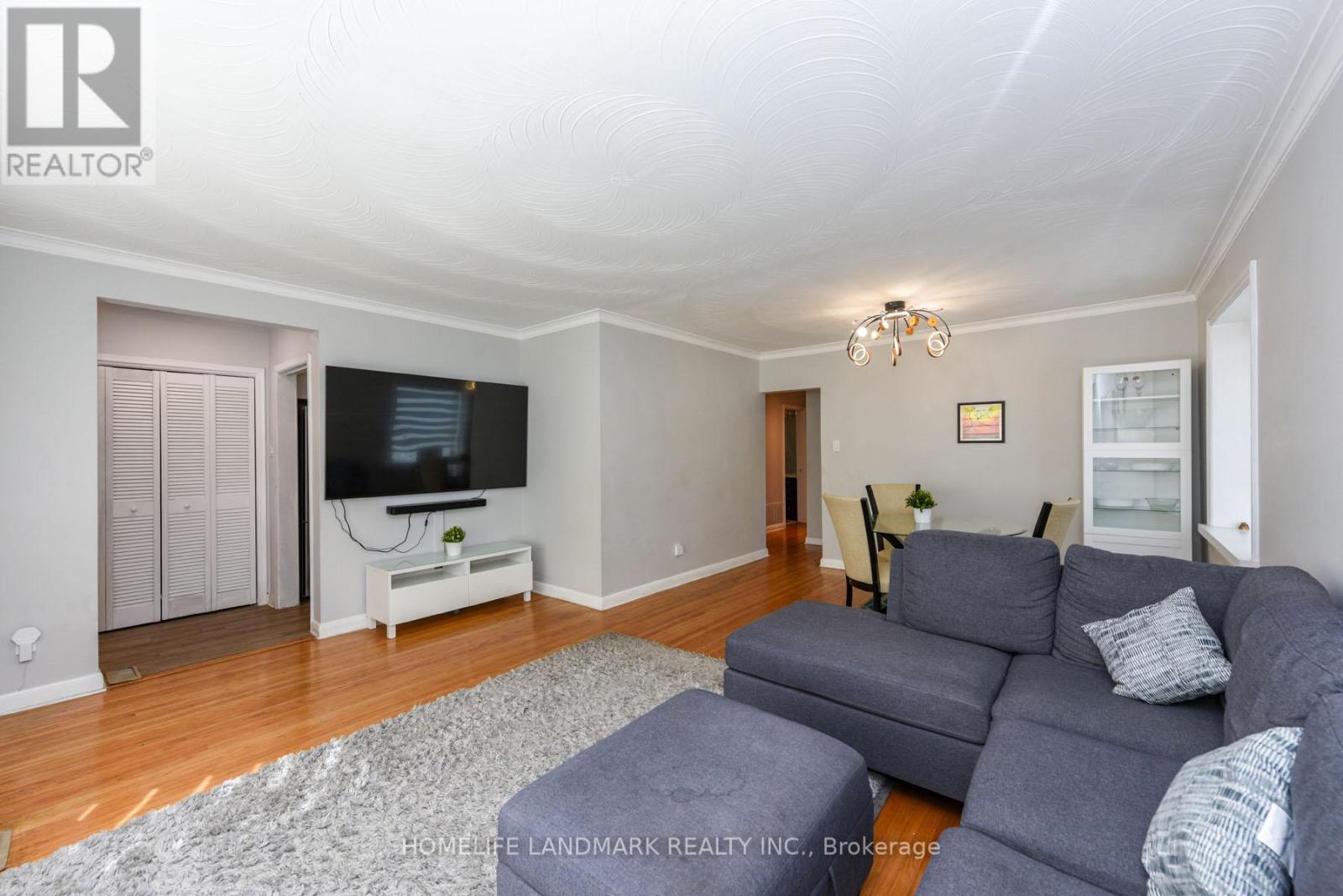 Property at 19 BELGATE PLACE image 3