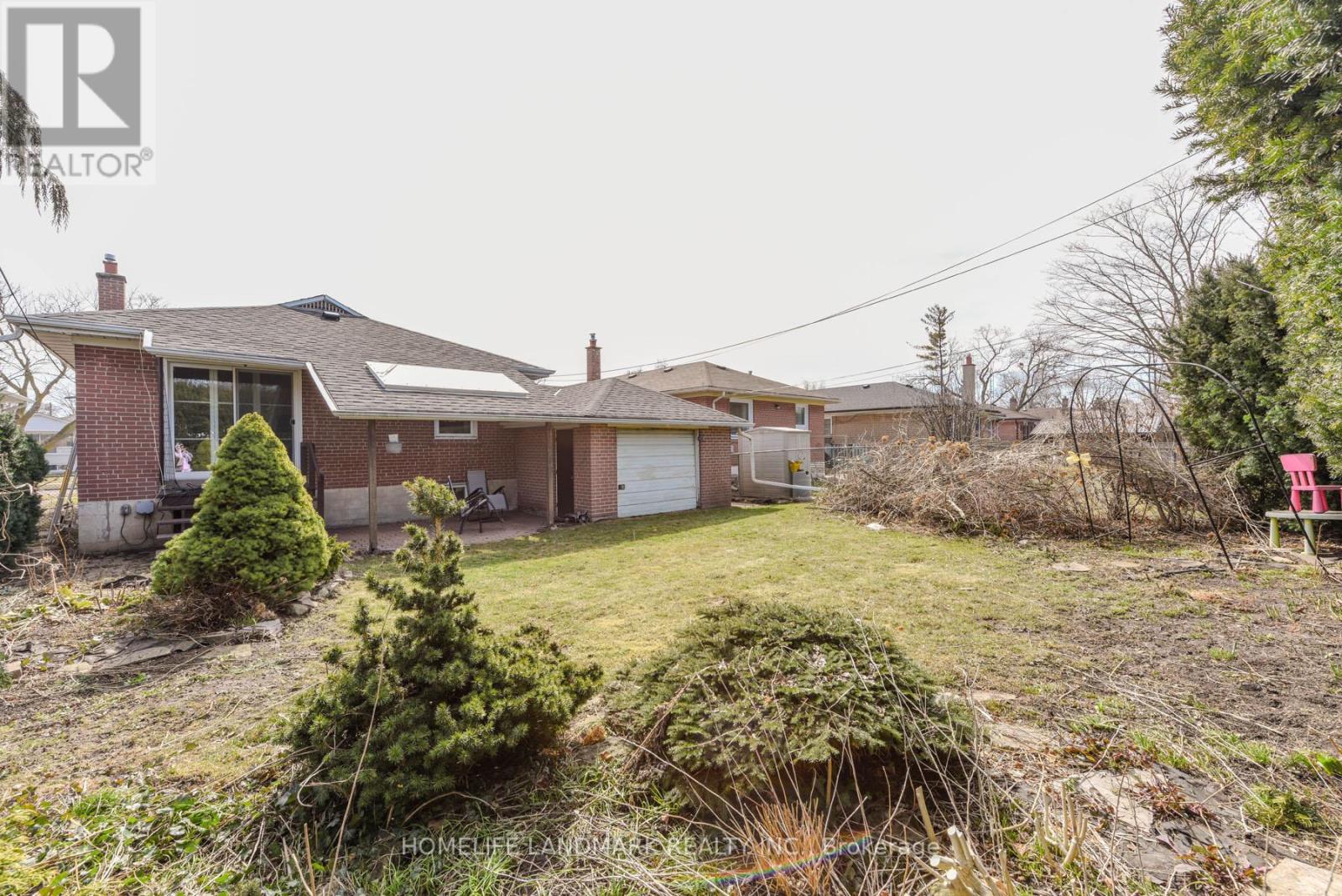 19 Belgate Place, Toronto, Ontario  M9C 3Y5 - Photo 38 - W12033893