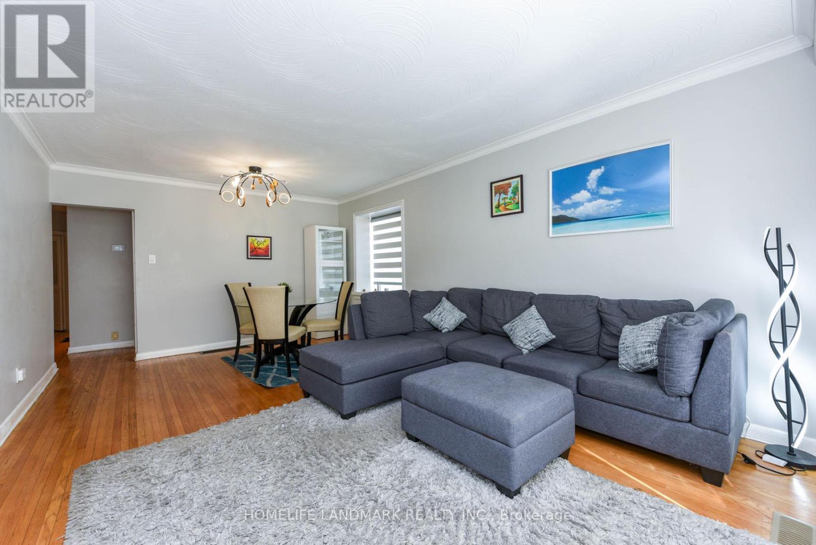 19 Belgate Place, Toronto, Ontario  M9C 3Y5 - Photo 9 - W12033893