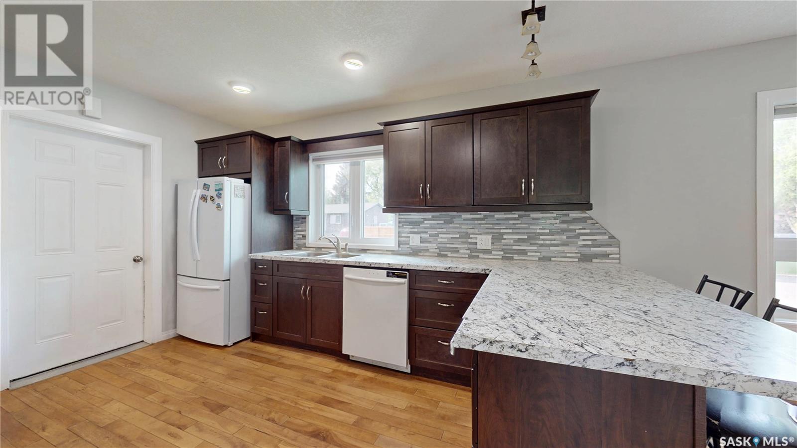 1401 Mark Avenue, Moosomin, Saskatchewan  S0G 3N0 - Photo 10 - SK999416