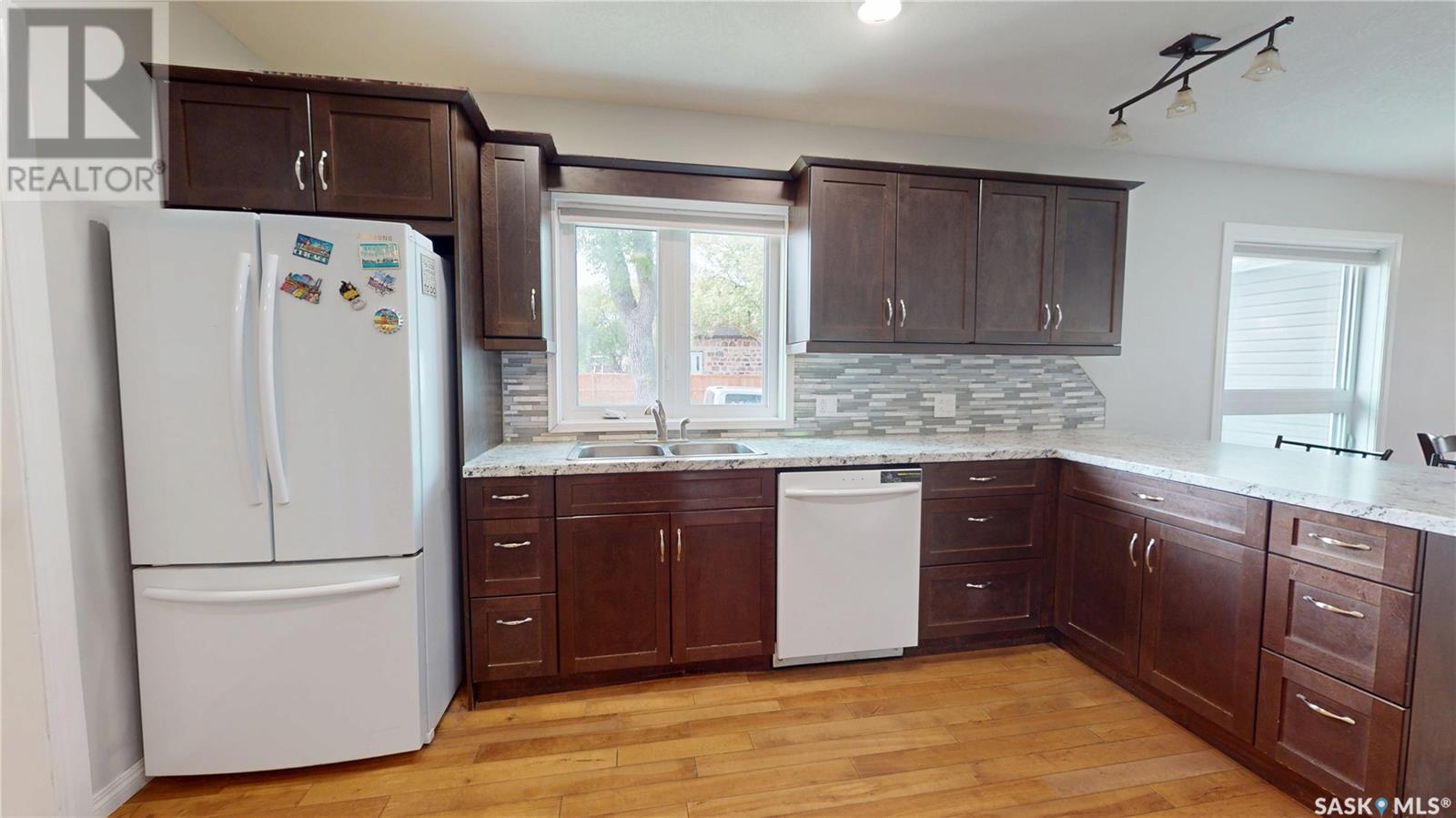 1401 Mark Avenue, Moosomin, Saskatchewan  S0G 3N0 - Photo 6 - SK999416