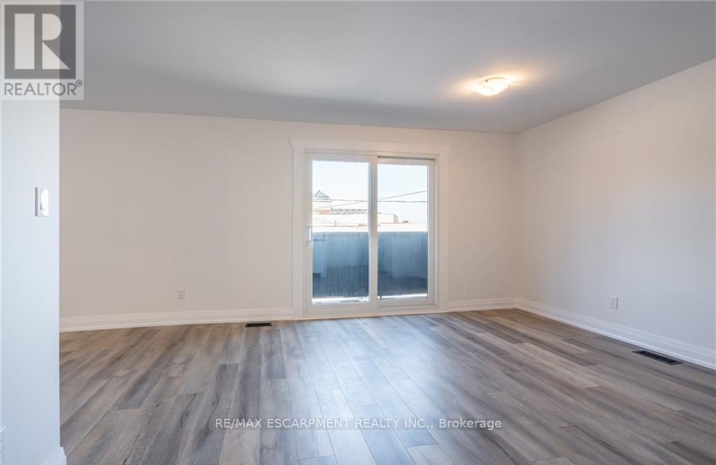 4289 Mountain Street, Lincoln, Ontario  L0R 1B0 - Photo 19 - X12033868
