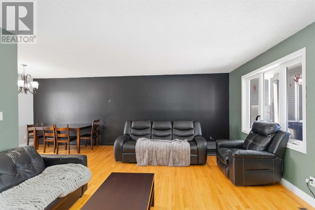 161 Cowley Bay, Fort Mcmurray, Alberta  T9K 1G5 - Photo 7 - A2200706