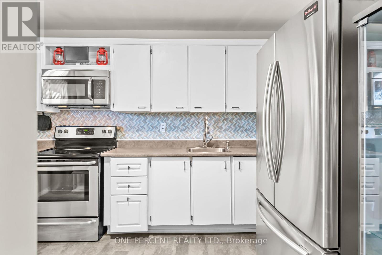 Property at 62 MCCLINTOCK WAY image 5