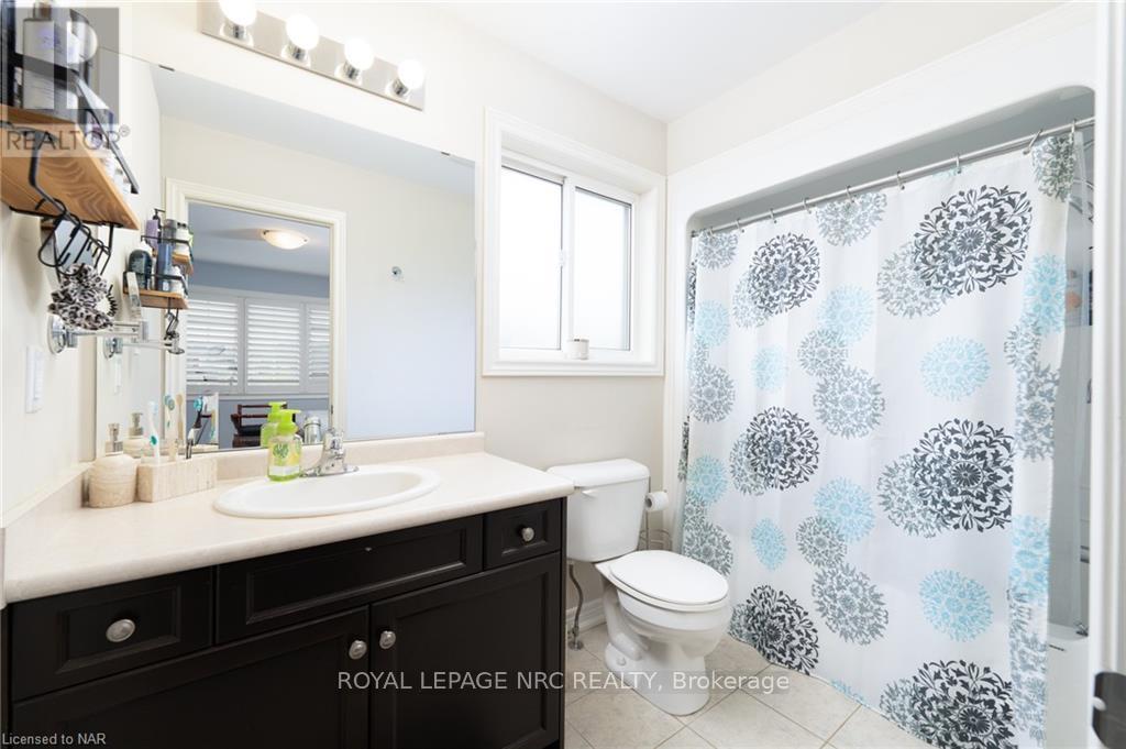 535 Carrie Avenue, Fort Erie (Point Abino), Ontario  L0S 1N0 - Photo 24 - X12033923
