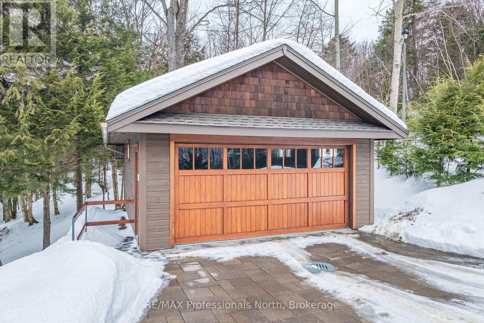 41 Clubhouse Drive, Huntsville, Ontario  P1H 1B1 - Photo 34 - X12034009