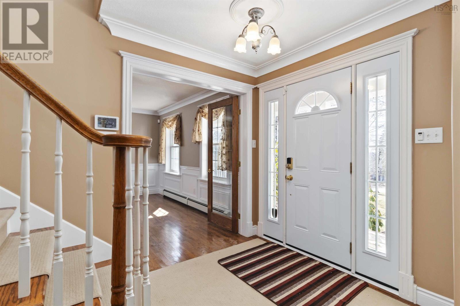 Property at 235 Glen Arbour Way image 5