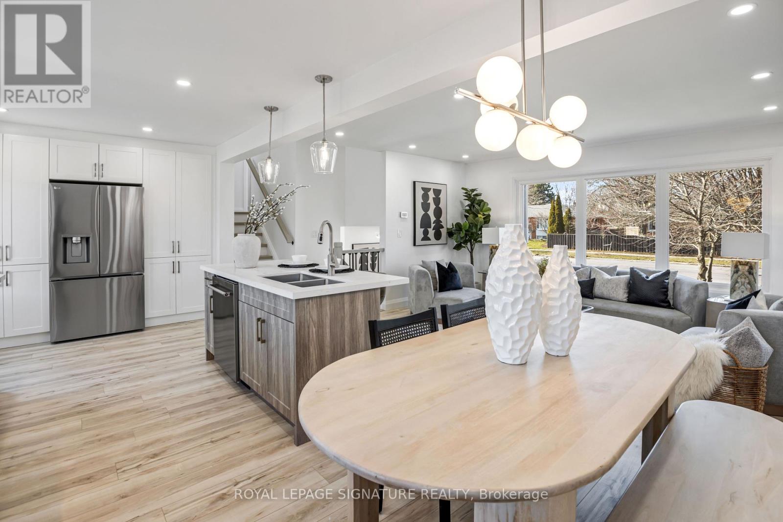 Property at 181 BROADLANDS BOULEVARD image 1