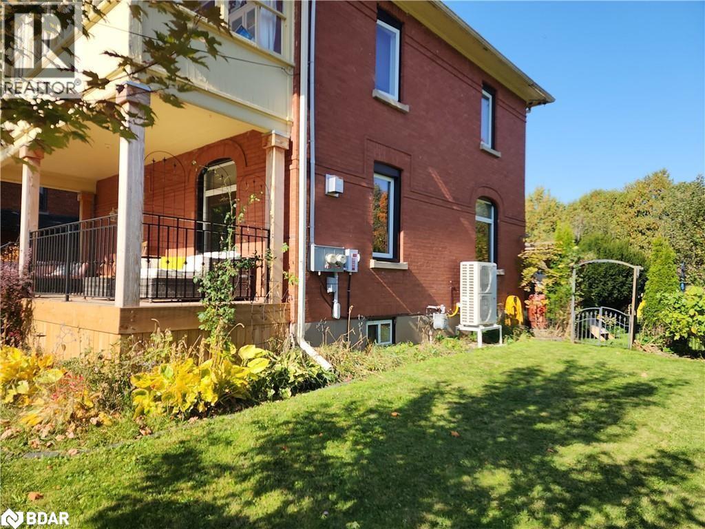 12 Elizabeth Street W, Creemore, Ontario  L0M 1G0 - Photo 2 - 40708947