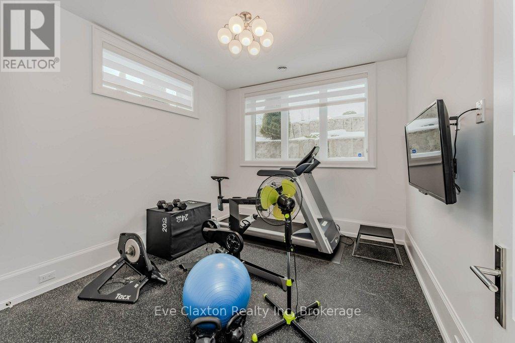 31 Reid Court, Puslinch, Ontario  N0B 2J0 - Photo 40 - X11997334