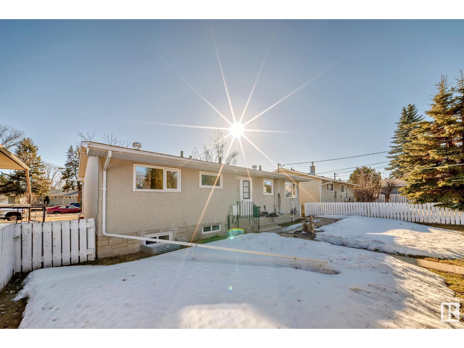 Property at 14624 87 AV NW image 2