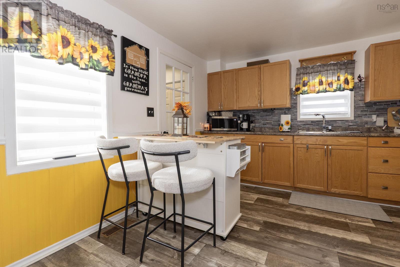 37 Princess Street, Springhill, Nova Scotia  B0M 1X0 - Photo 11 - 202505504