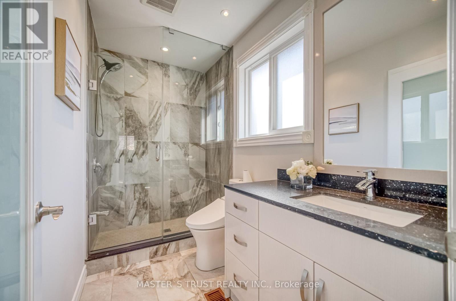 14 Houston Crescent, Toronto, Ontario  M2J 3H8 - Photo 24 - C12034108
