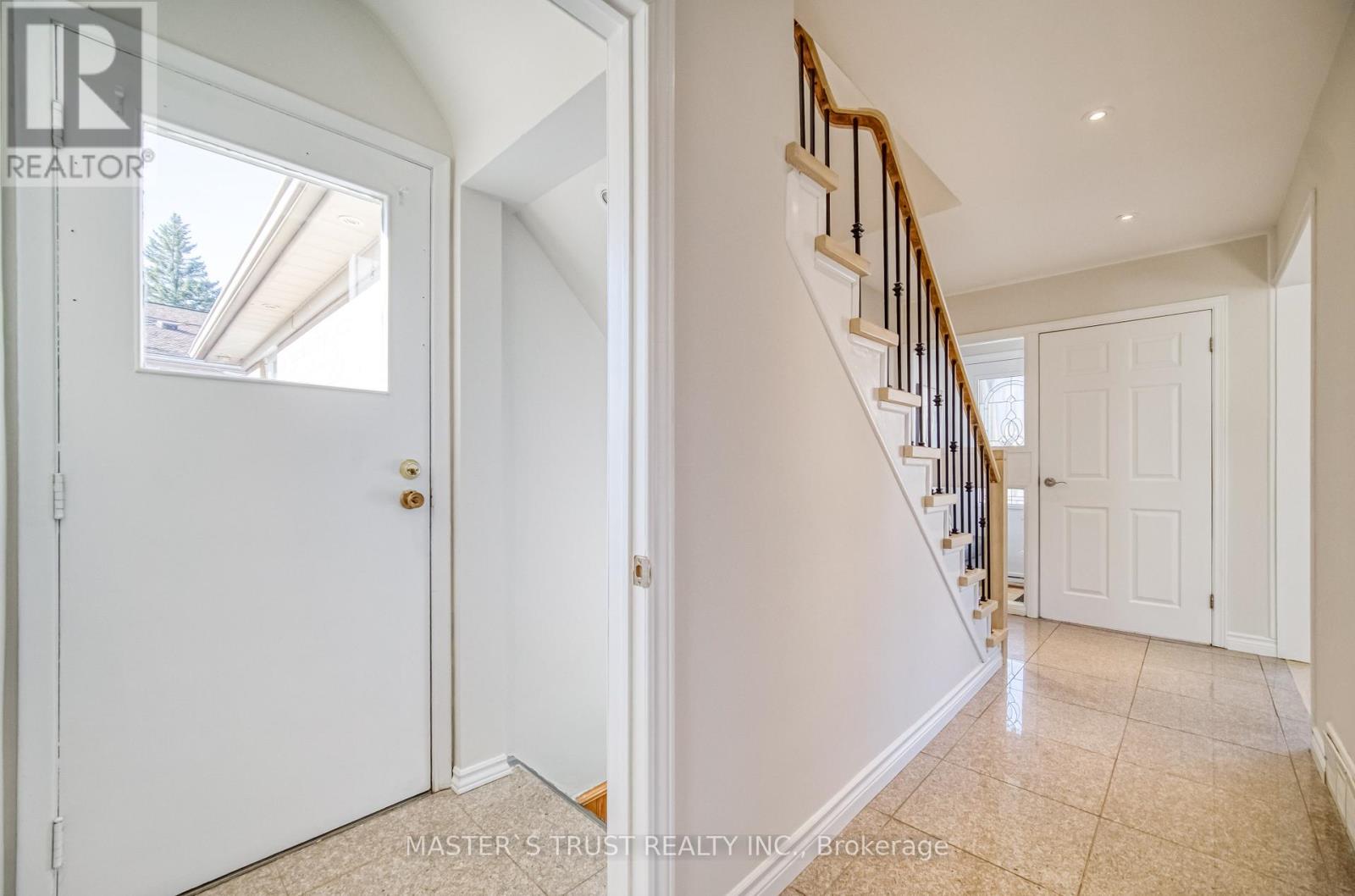 Property at 14 HOUSTON CRESCENT image 4