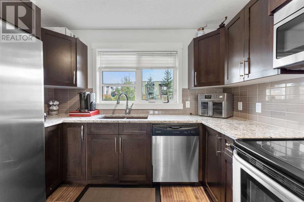 427 Covecreek Circle Ne, Calgary, Alberta  T3K 0W6 - Photo 8 - A2200843