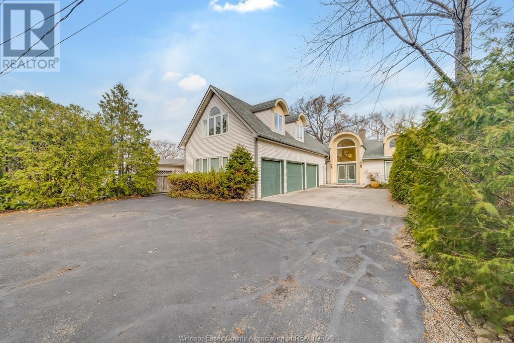 Property at 612 OLD TECUMSEH image 2