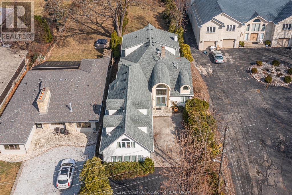 Property at 612 OLD TECUMSEH image 4