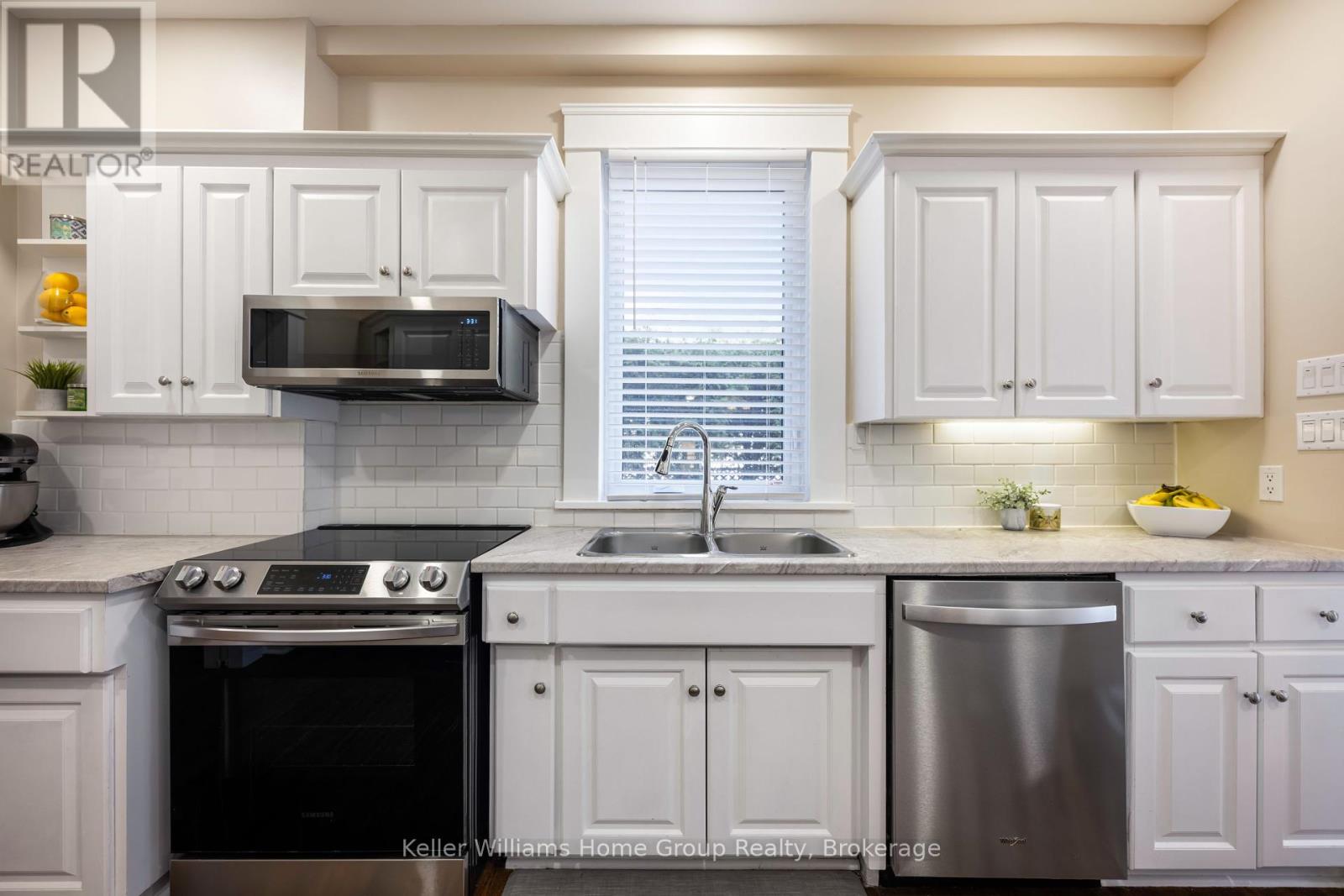 120 Union Street E, Centre Wellington, Ontario  N1M 1V9 - Photo 18 - X12033734