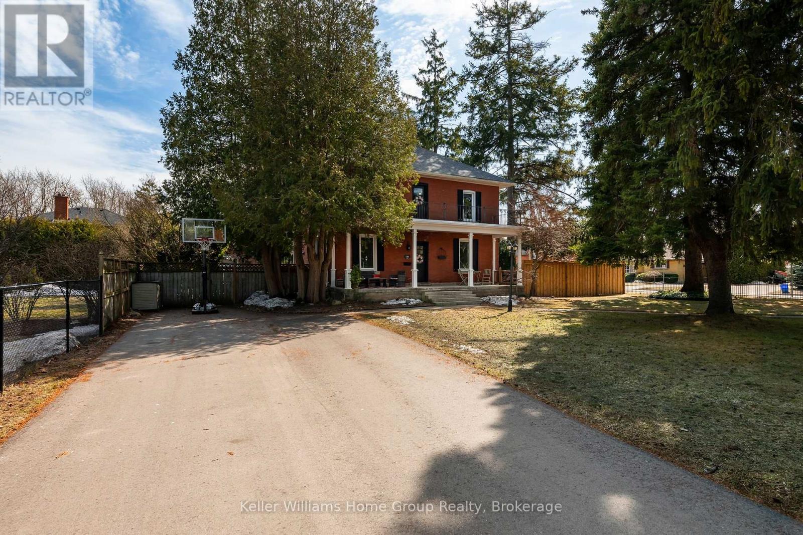 120 Union Street E, Centre Wellington, Ontario  N1M 1V9 - Photo 2 - X12033734