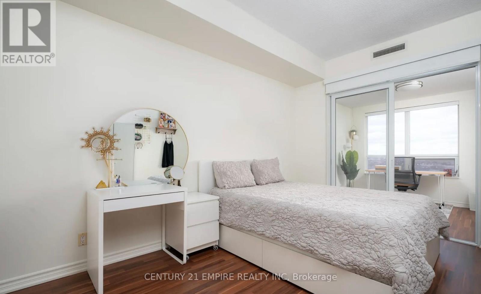 1403 - 9235 Jane Street, Vaughan (Maple), Ontario  L6A 0J8 - Photo 10 - N12034127