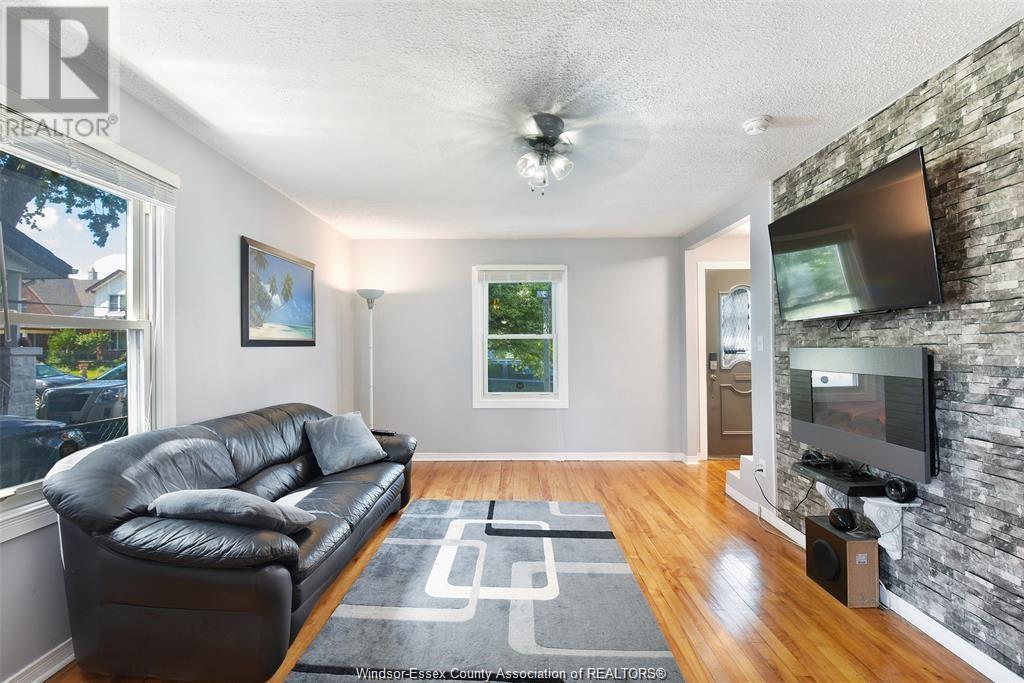 Property at 1676 Highland image 5