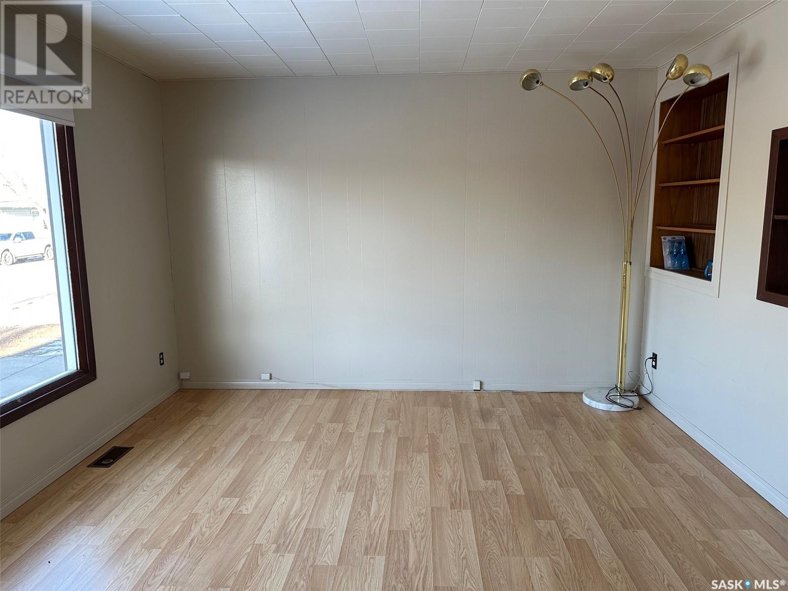 914 George Street, Estevan, Saskatchewan  S4A 1M6 - Photo 8 - SK999363