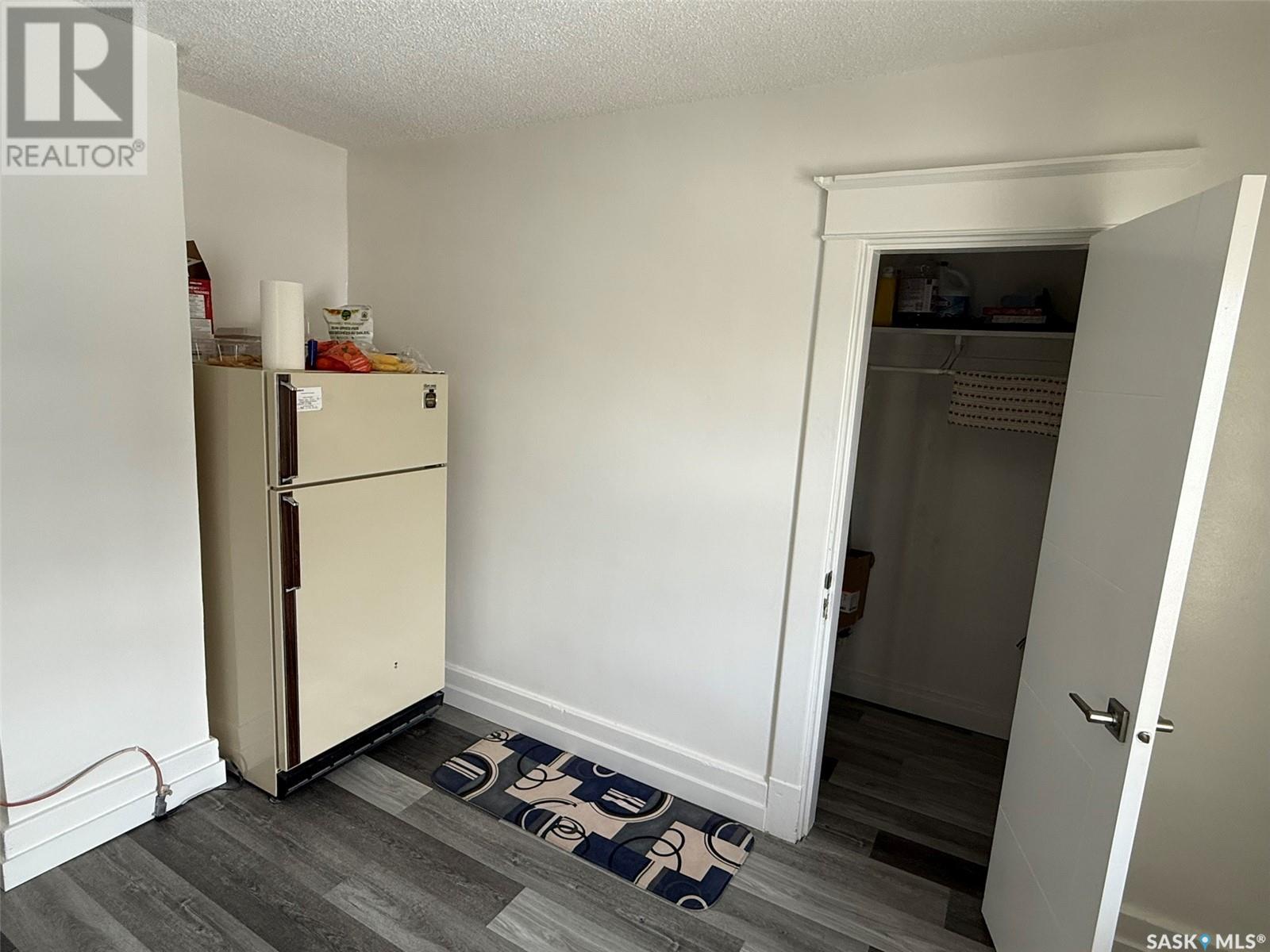 Property at 1111 Idylwyld DRIVE N image 5