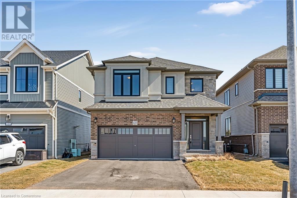 Property at 127 STARFIRE Crescent image 1