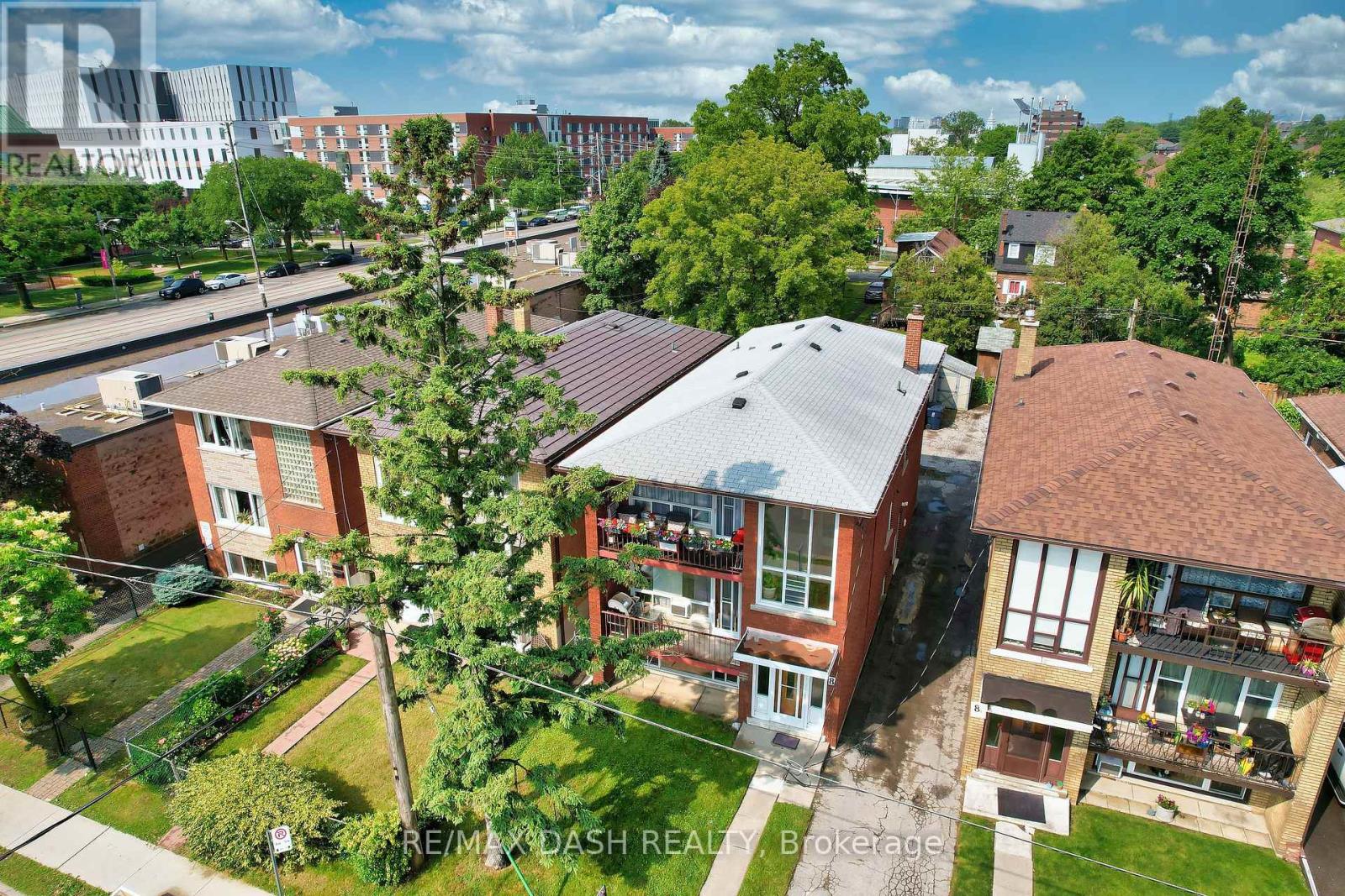 8 Nineteenth Street, Toronto (New Toronto), Ontario  M8V 3L3 - Photo 14 - W12034072