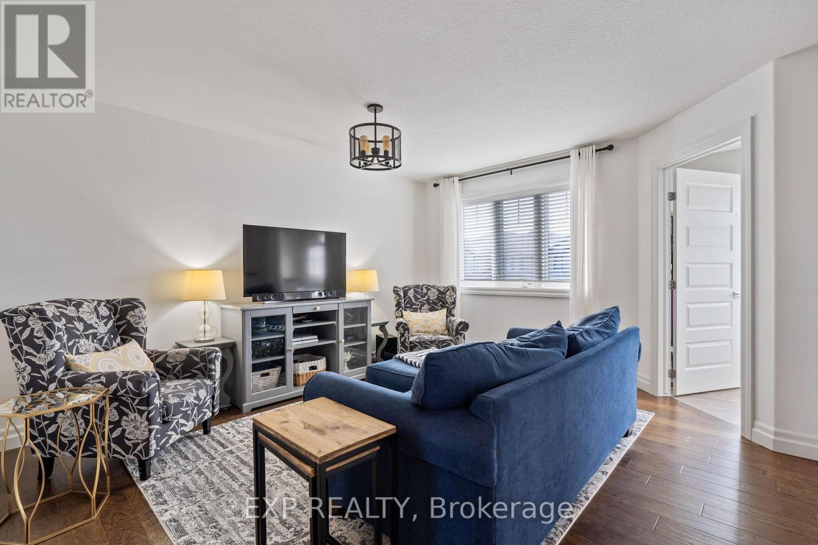 Photo 16 of 50 for 2524 Holbrook Drive