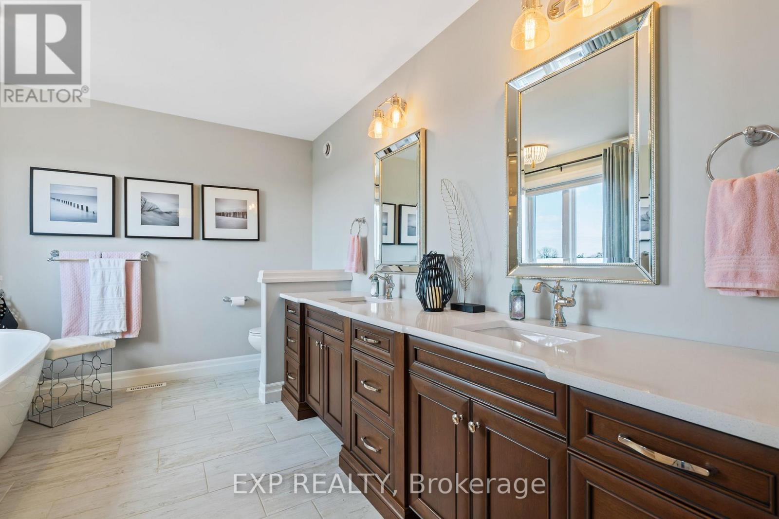 Photo 22 of 50 for 2524 Holbrook Drive