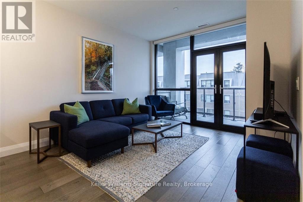 Property at 207 - 101 LOCKE STREET S image 3