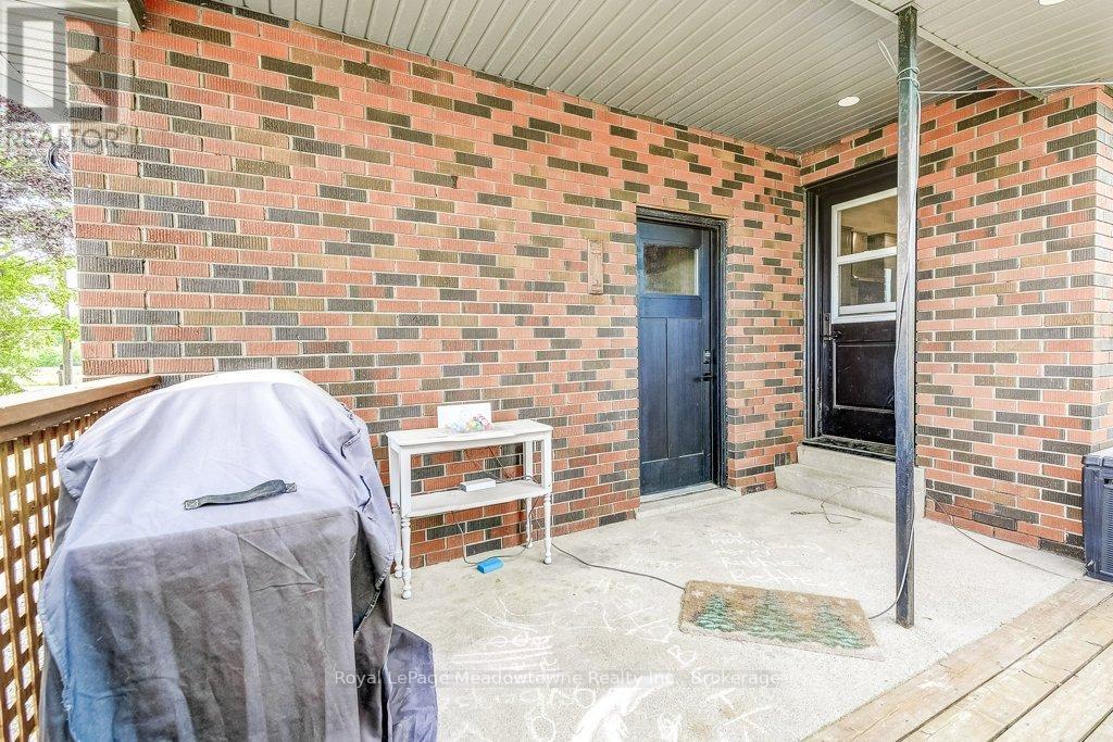 986 Westover Road, Hamilton, Ontario  N0B 1L0 - Photo 32 - X12034231