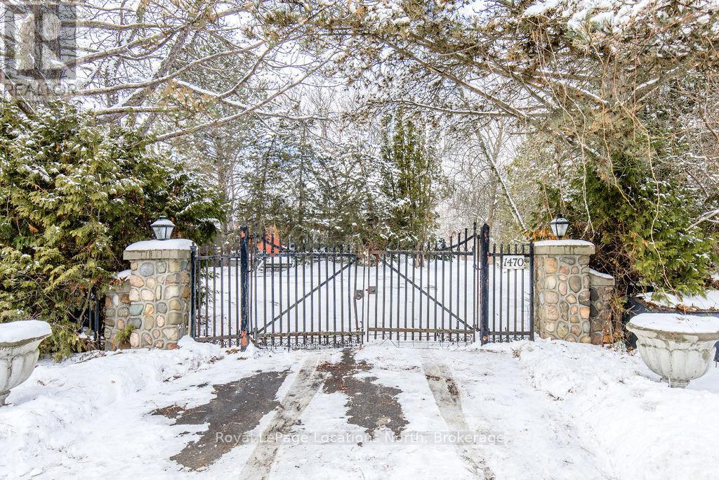 1470 Maple Road, Innisfil, Ontario  L0L 1C0 - Photo 3 - N12026843