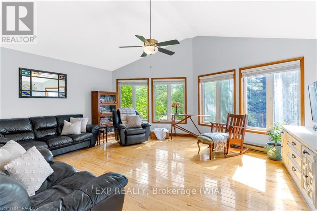 55 Forbes Road, Northern Bruce Peninsula, Ontario  N0H 2T0 - Photo 11 - X11880028