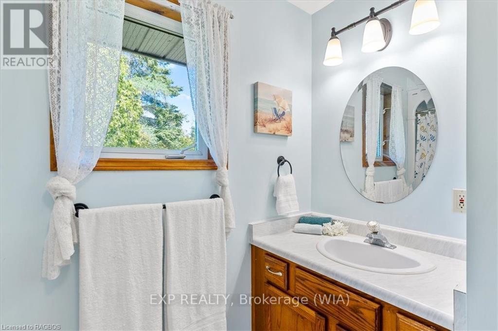55 Forbes Road, Northern Bruce Peninsula, Ontario  N0H 2T0 - Photo 17 - X11880028