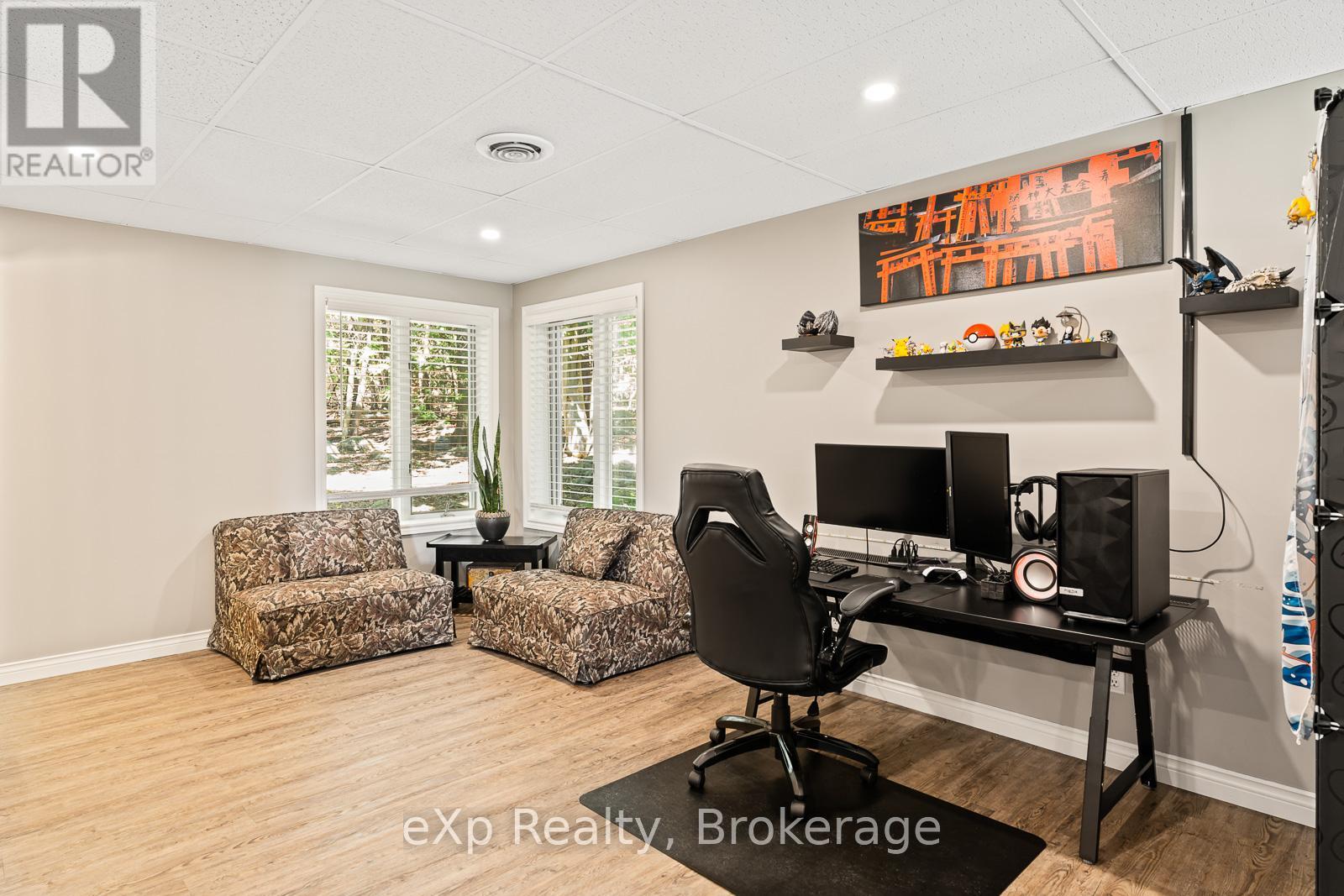 900 Berford Street, South Bruce Peninsula, Ontario  N0H 2T0 - Photo 37 - X11924452